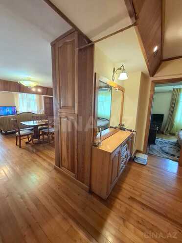 Satılır 3 otaqlı köhnə tikili 70 m², 28 May m., photo 13 from 21