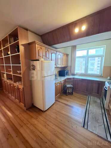 Satılır 3 otaqlı köhnə tikili 70 m², 28 May m., photo 15 from 21