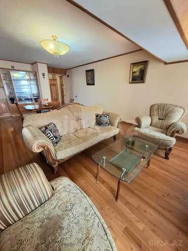 Satılır 3 otaqlı köhnə tikili 70 m², 28 May m., photo 20 from 21