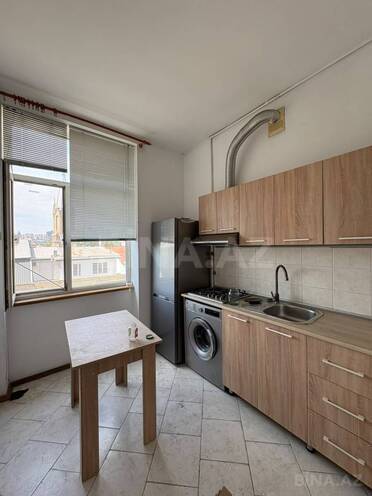 İcarəyə verilir 3 otaqlı köhnə tikili 75 m², 28 May m., photo 14 from 18