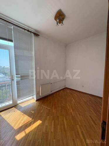 İcarəyə verilir 3 otaqlı köhnə tikili 75 m², 28 May m., photo 15 from 18