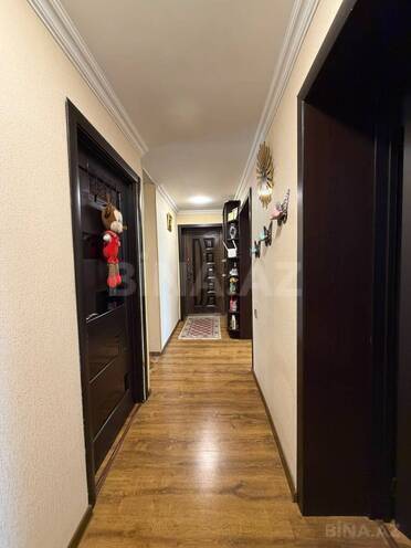Продаётся 3-комн. вторичка 70 м², Хатаинский р., photo 4 from 19