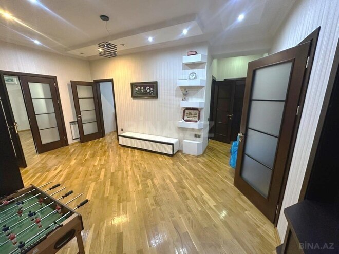 İcarəyə verilir 3 otaqlı köhnə tikili 140 m², Elmlər Akademiyası m., photo 7 from 10