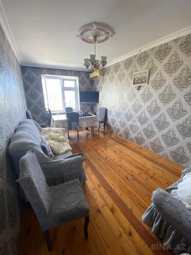 Продаётся 3-комн. вторичка 70 м², м. Халглар Достлугу, photo 1 from 13