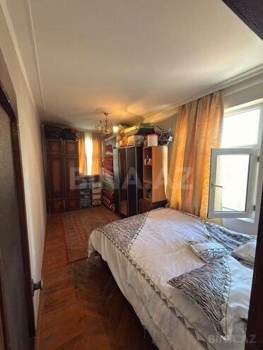 Продаётся 3-комн. вторичка 60 м², м. Иншаатчылар, photo 7 from 11