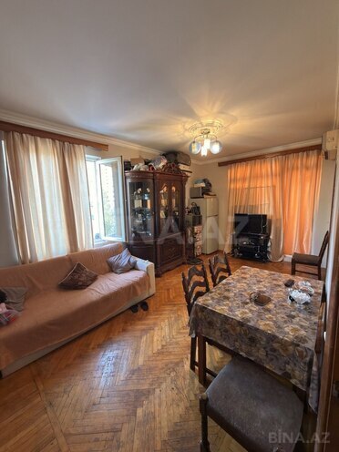 Продаётся 3-комн. вторичка 60 м², м. Иншаатчылар, photo 6 from 11