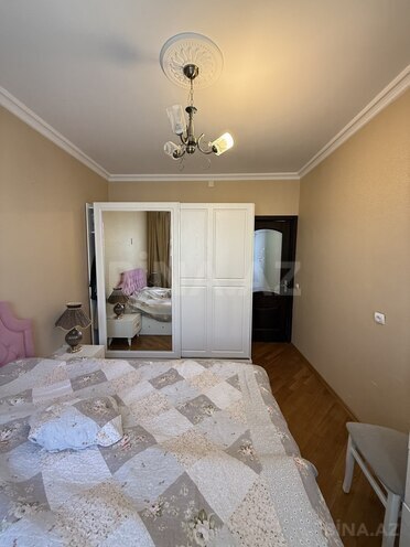 Продаётся 3-комн. вторичка 80 м², м. Ази Асланов, photo 10 from 20