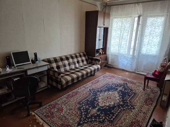 Satılır 5 otaqlı köhnə tikili 100 m², Əhmədli m., photo 1 from 8
