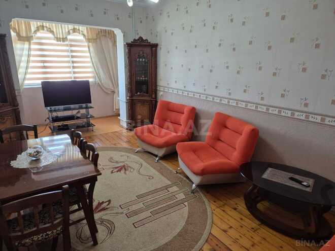Satılır 5 otaqlı köhnə tikili 100 m², Əhmədli m., photo 4 from 8