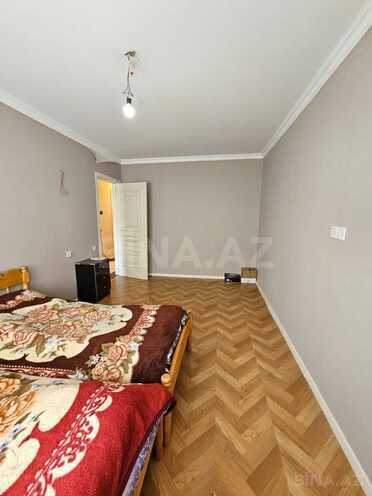 Satılır 4 otaqlı köhnə tikili 120 m², İnşaatçılar m., photo 13 from 17