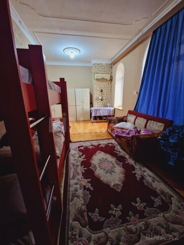 Satılır 8 otaqlı köhnə tikili 280 m², 28 May m., photo 10 from 23