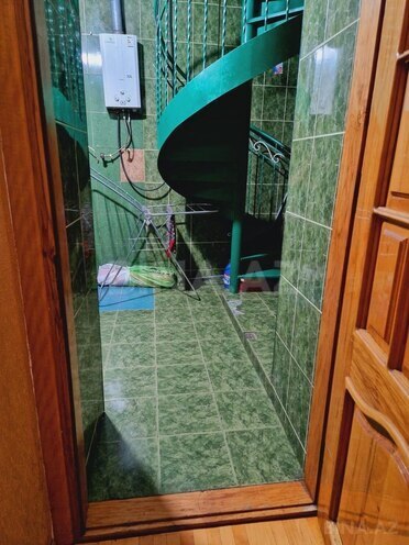 Satılır 8 otaqlı köhnə tikili 280 m², 28 May m., photo 19 from 23
