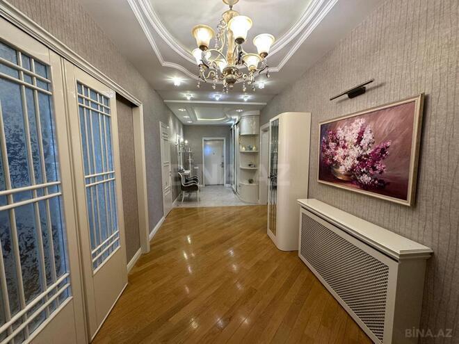 Сдаётся 3-комн. новостройка 183 м², м. 8 ноября, photo 9 from 13