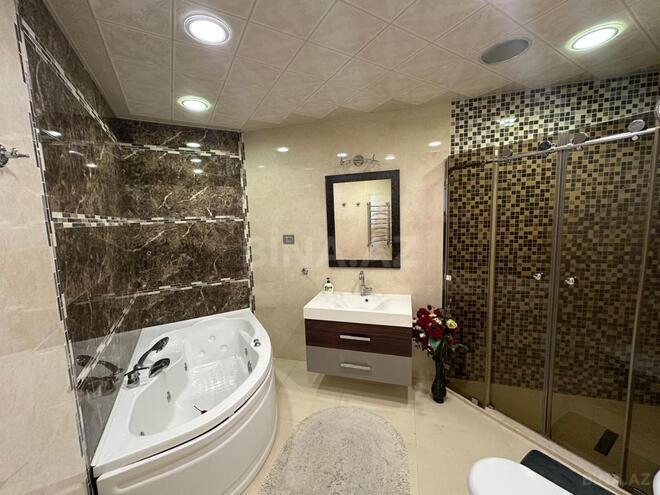 Сдаётся 3-комн. новостройка 183 м², м. 8 ноября, photo 12 from 13