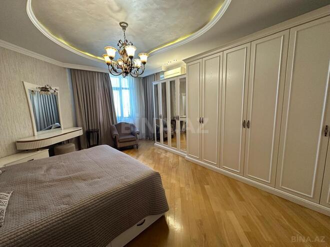 Сдаётся 3-комн. новостройка 183 м², м. 8 ноября, photo 8 from 13
