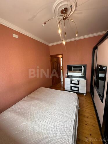 Satılır 3 otaqlı köhnə tikili 60 m², Həzi Aslanov m., photo 1 from 10