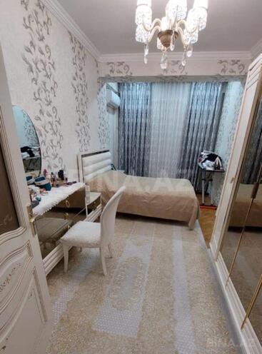 Продаётся 3-комн. новостройка 132 м², м. Иншаатчылар, photo 4 from 8