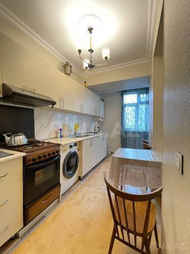 Сдаётся 4-комн. вторичка 110 м², м. Элмляр Академиясы, photo 12 from 24