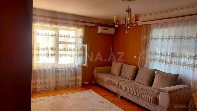 Продаётся 2-комн. вторичка 62 м², м. Нефтчиляр, photo 5 from 12