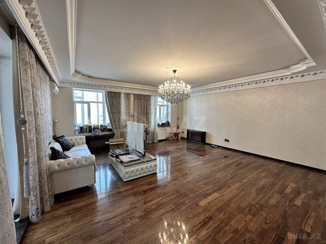 Satılır 5 otaqlı yeni tikili 450 m², 28 May m., photo 8 from 30