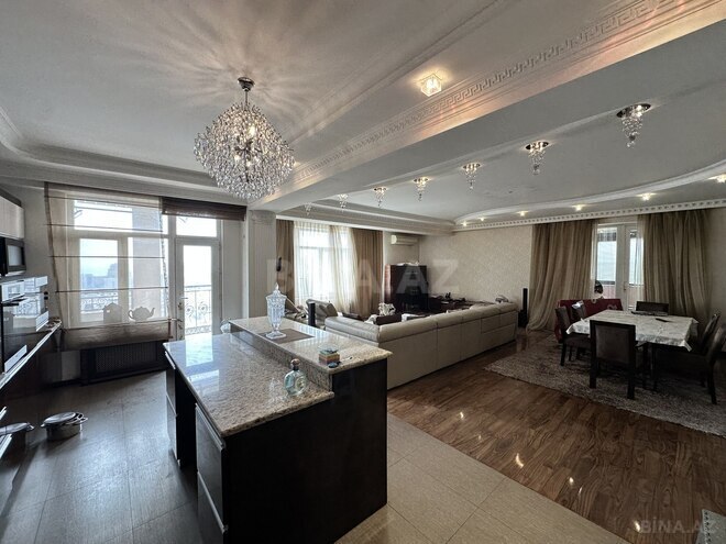 Satılır 5 otaqlı yeni tikili 450 m², 28 May m., photo 3 from 30
