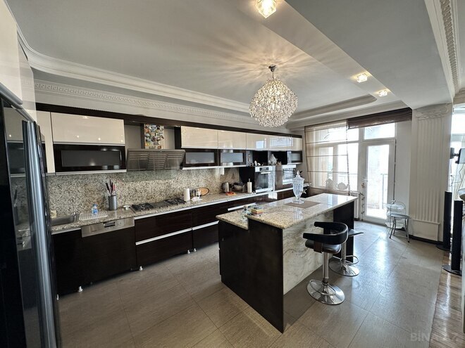 Satılır 5 otaqlı yeni tikili 450 m², 28 May m., photo 5 from 30
