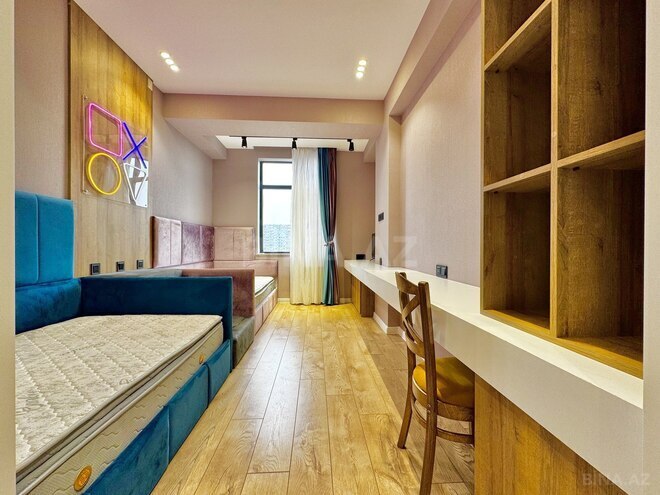 Продаётся 3-комн. новостройка 95 м², м. Кара Караев, photo 4 from 24