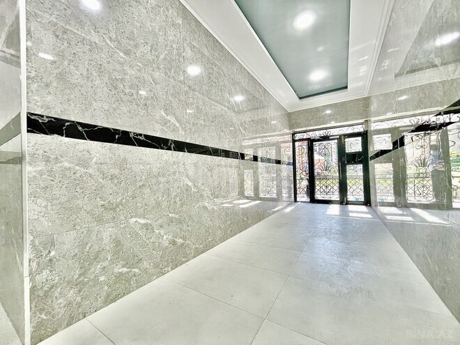 Продаётся 3-комн. новостройка 95 м², м. Кара Караев, photo 18 from 24