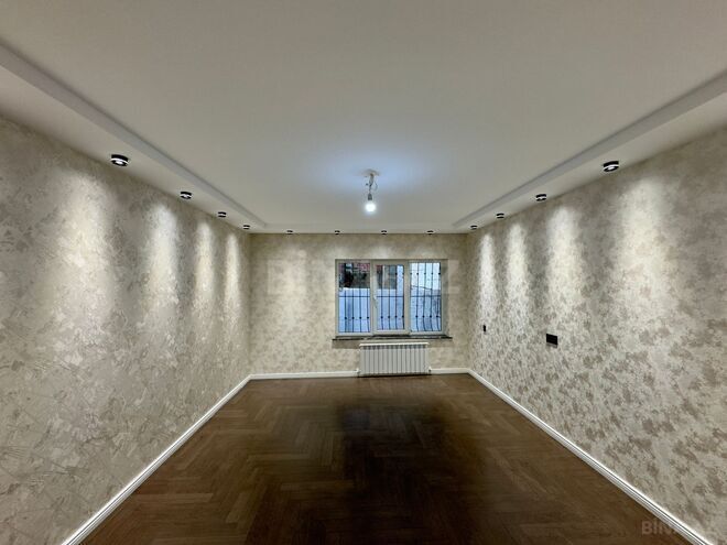 Satılır 4 otaqlı köhnə tikili 120 m², Qara Qarayev m., photo 19 from 30