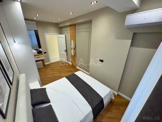 Продаётся 3-комн. новостройка 80 м², м. Кара Караев, photo 7 from 16