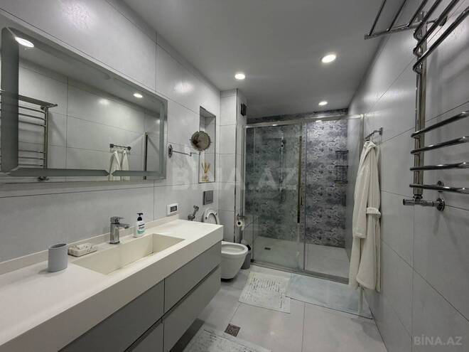 İcarəyə verilir 2 otaqlı yeni tikili 110 m², 28 May m., photo 16 from 18