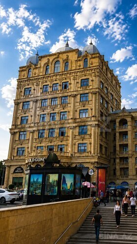 Продаётся 2-комн. вторичка 55 м², м. Гянджлик, photo 1 from 7