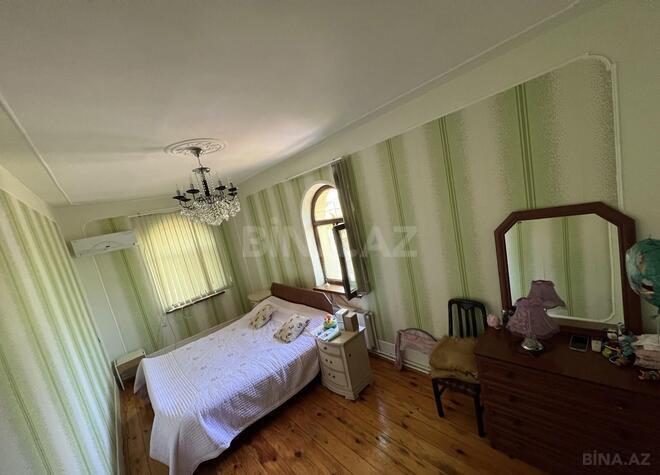 Satılır 9 otaqlı həyət evi/bağ evi 420 m², Novxanı q., photo 19 from 20