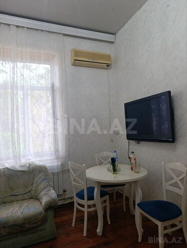 Сдаётся 3-комн. вторичка 60 м², м. Сахил, photo 1 from 7