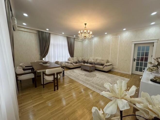 Продаётся 3-комн. новостройка 140 м², пос. Бадамдар, photo 1 from 21