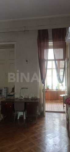 Satılır 3 otaqlı köhnə tikili 140 m², 28 May m., photo 6 from 15