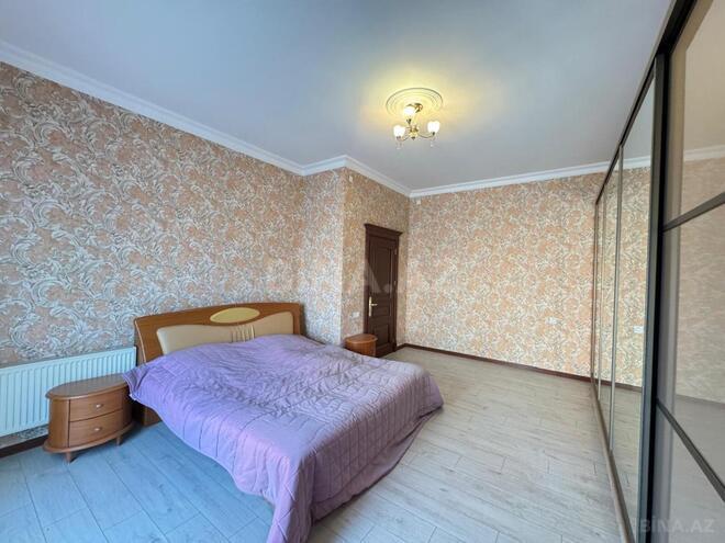 Продаётся 8-комн. дом/дача 360 м², photo 16 from 31