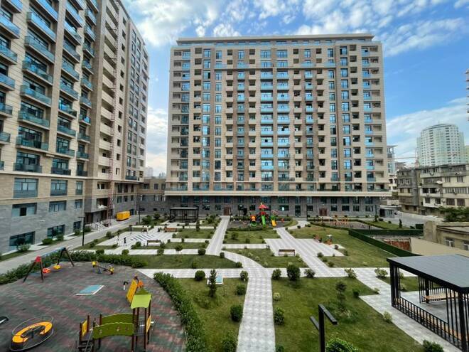 Сдаётся 2-комн. новостройка 54 м², м. Низами, photo 1 from 12