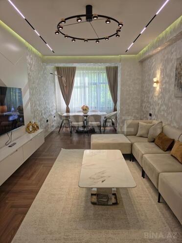 Продаётся 4-комн. новостройка 145 м², м. Гянджлик, photo 1 from 17
