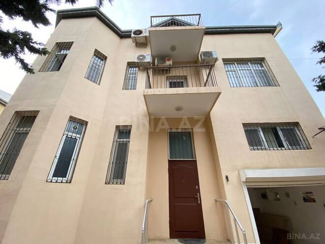 Продается 8-комн. дом/дача 400 м², пос. Бадамдар, photo 1 from 22