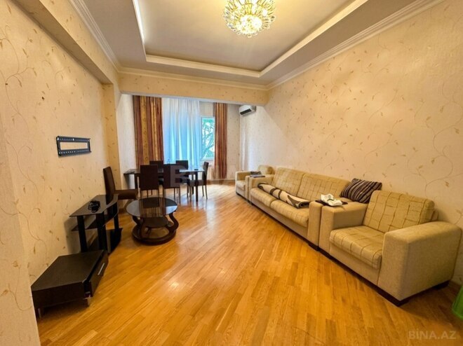 İcarəyə verilir 2 otaqlı yeni tikili 90 m², 28 May m., photo 1 from 16