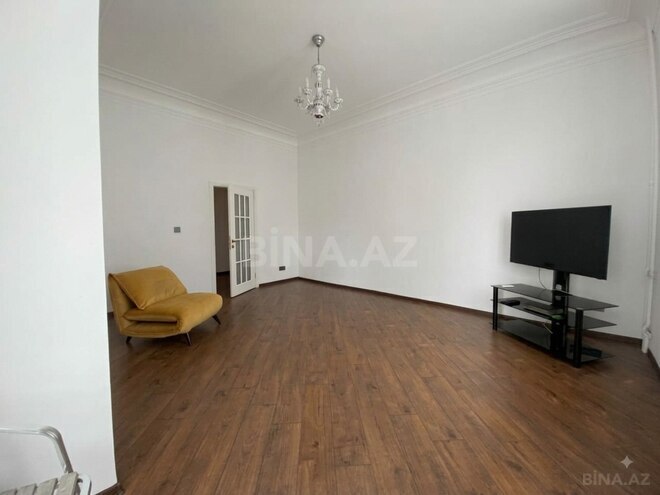 Продаётся 4-комн. вторичка 130 м², м. Сахил, photo 9 from 23