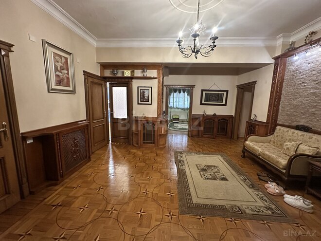 Сдаётся 3-комн. новостройка 140 м², м. Низами, photo 7 from 16
