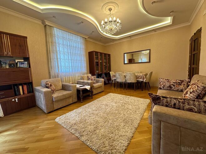 Satılır 3 otaqlı yeni tikili 140 m², İnşaatçılar m., photo 1 from 14