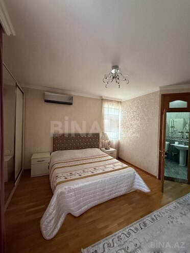 Satılır 8 otaqlı həyət evi/bağ evi 430 m², Novxanı q., photo 15 from 22