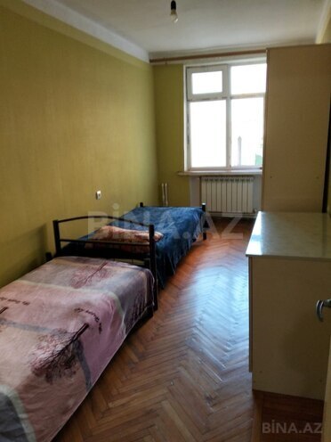 İcarəyə verilir 3 otaqlı köhnə tikili 70 m², İnşaatçılar m., photo 4 from 9