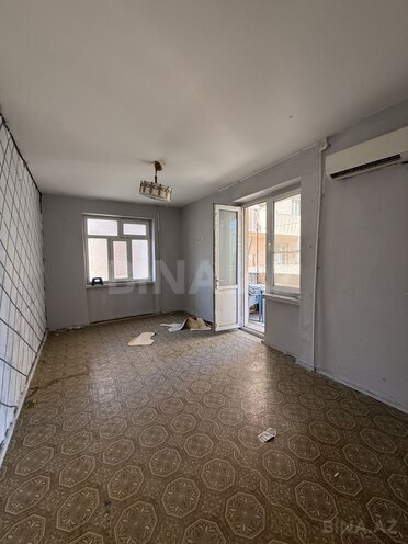 Продаётся 2-комн. вторичка 60 м², м. Ази Асланов, photo 3 from 17