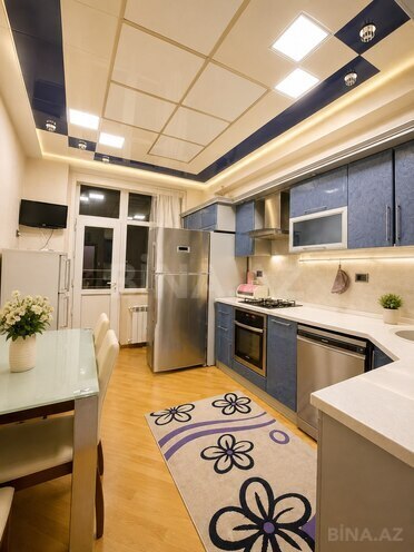 İcarəyə verilir 3 otaqlı yeni tikili 130 m², 8 Noyabr m., photo 7 from 11