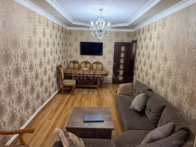 Продаётся 4-комн. вторичка 100 м², photo 1 from 14