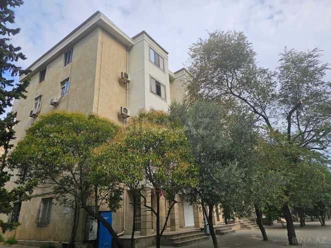 Продаётся 3-комн. вторичка 70 м², м. Иншаатчылар, photo 3 from 27